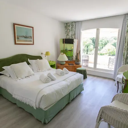 Le Verger Maelvi Hotel