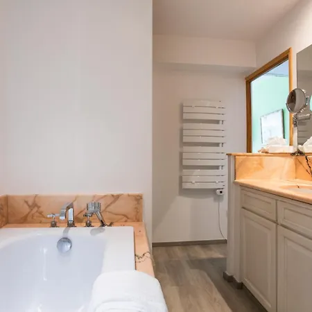 Le Verger Maelvi Hotel 4*