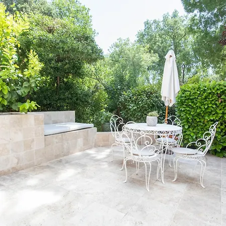 Hotel Le Verger Maelvi Grimaud