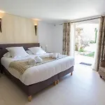 Le Verger Maelvi Hotel