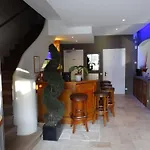 Hotel Le Verger Maelvi Grimaud