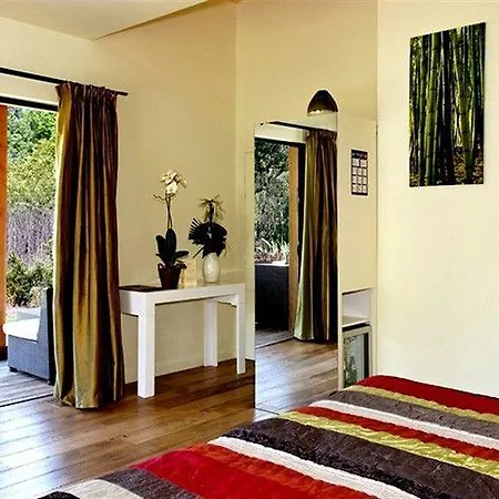 Le Verger Maelvi Grimaud