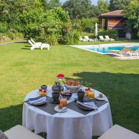 Hotel Le Verger Maelvi Grimaud