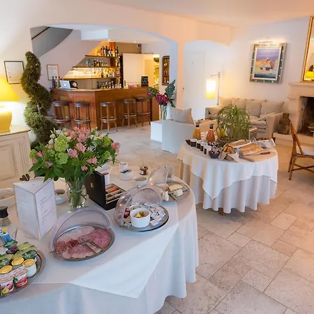 Hotel Le Verger Maelvi 4*