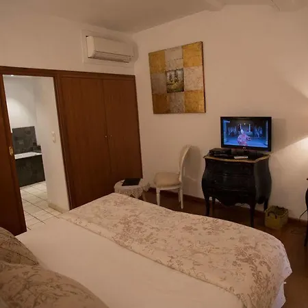 Le Verger Maelvi Hotel 4*