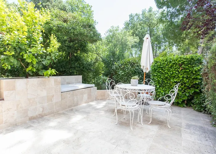 Otel Le Verger Maelvi Grimaud