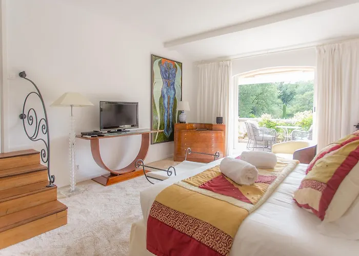 Otel Le Verger Maelvi Grimaud